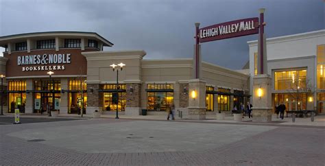 lehigh valley outlets.